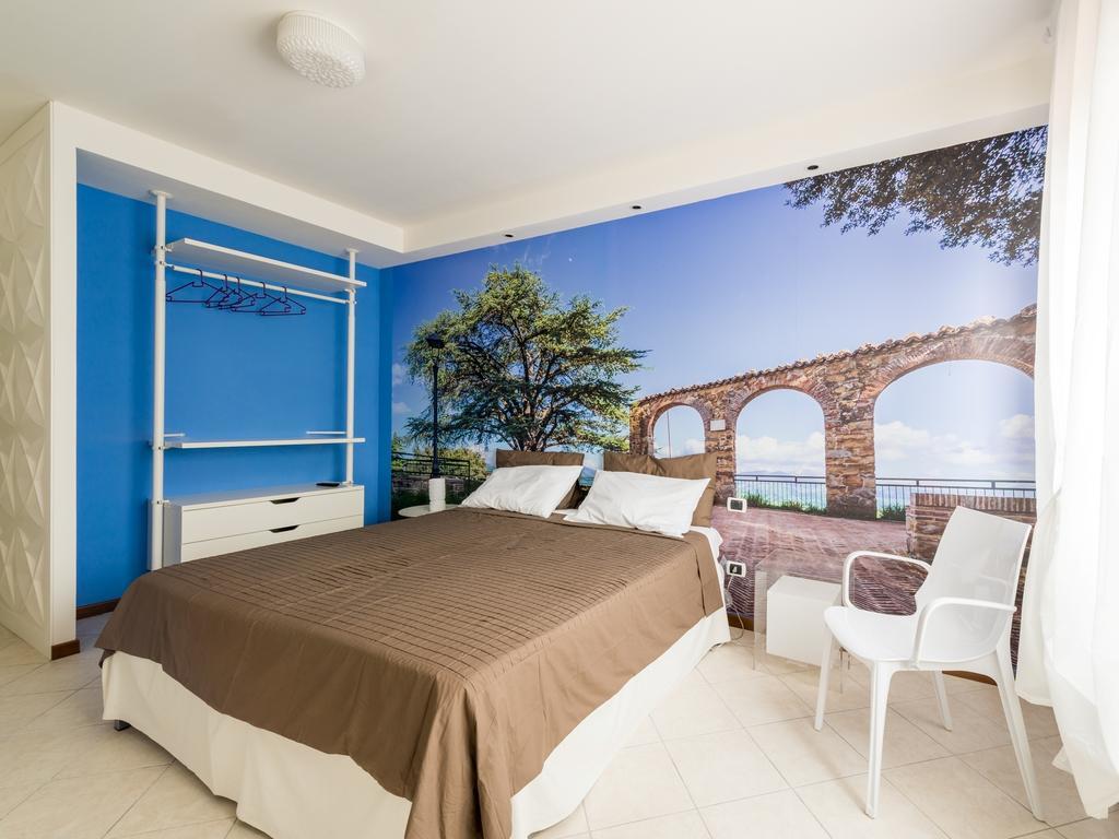 Alla Scoperta Delle Marche Camerino Pokoj fotografie